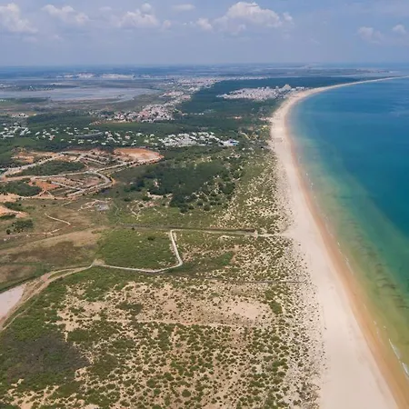 Moradia Perto Da Praia Monte Gordo